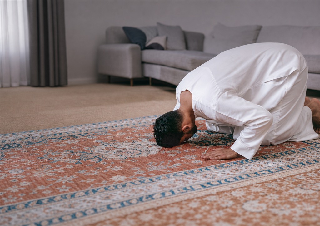 Front page of the Islam for a Better Life brochure